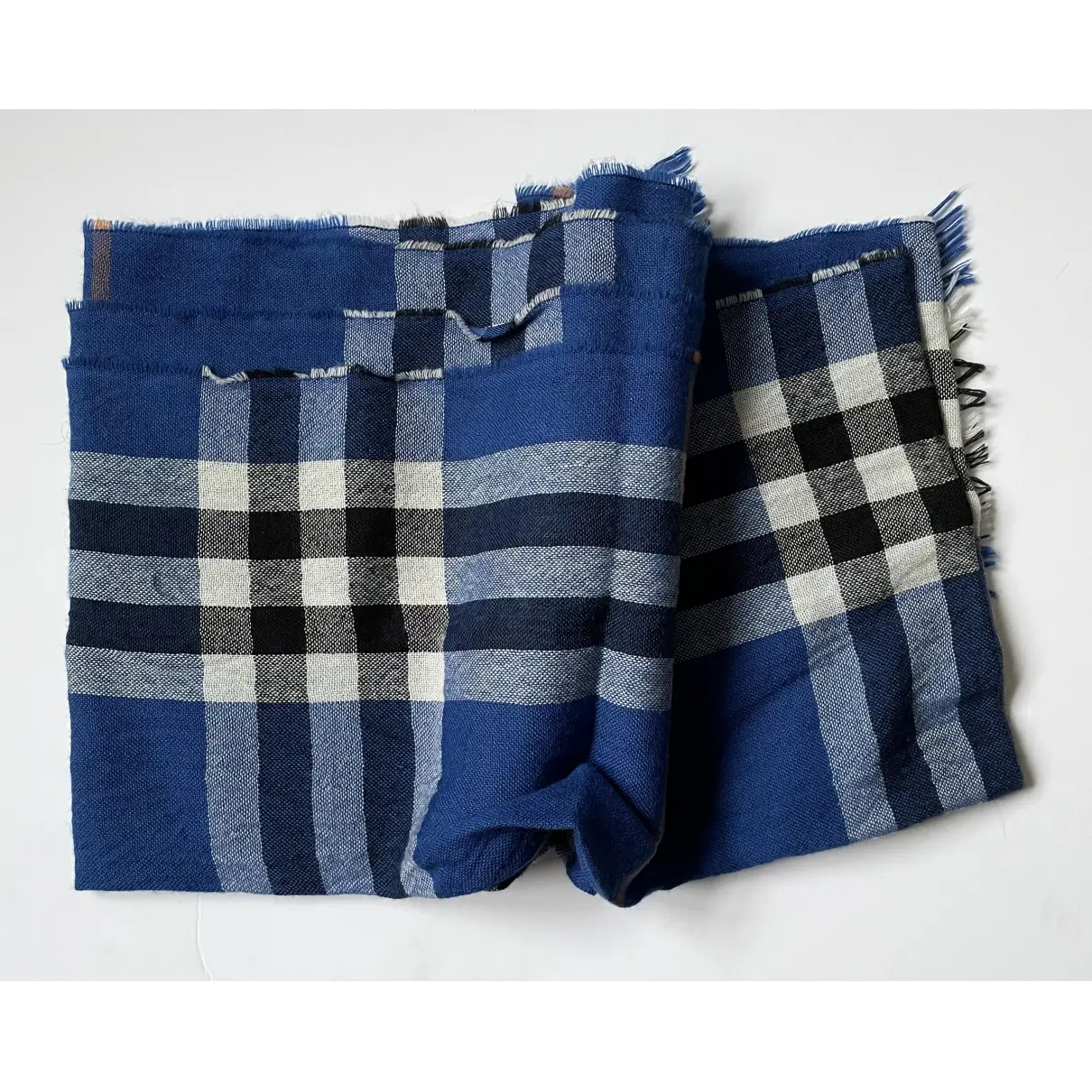 Buy Burberry Linen scarf & pocket square online