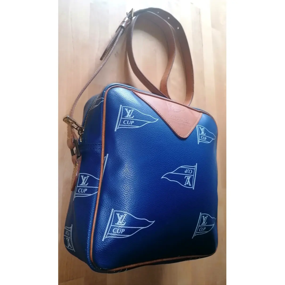 Buy Louis Vuitton Linen crossbody bag online