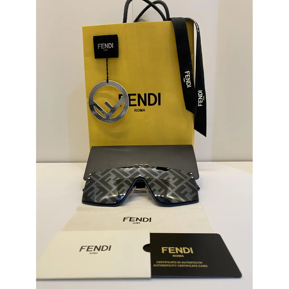 Buy Fendi Goggle glasses online