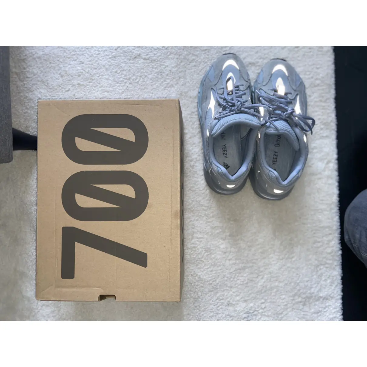 Buy Yeezy x Adidas Boost 700 V2 low trainers online
