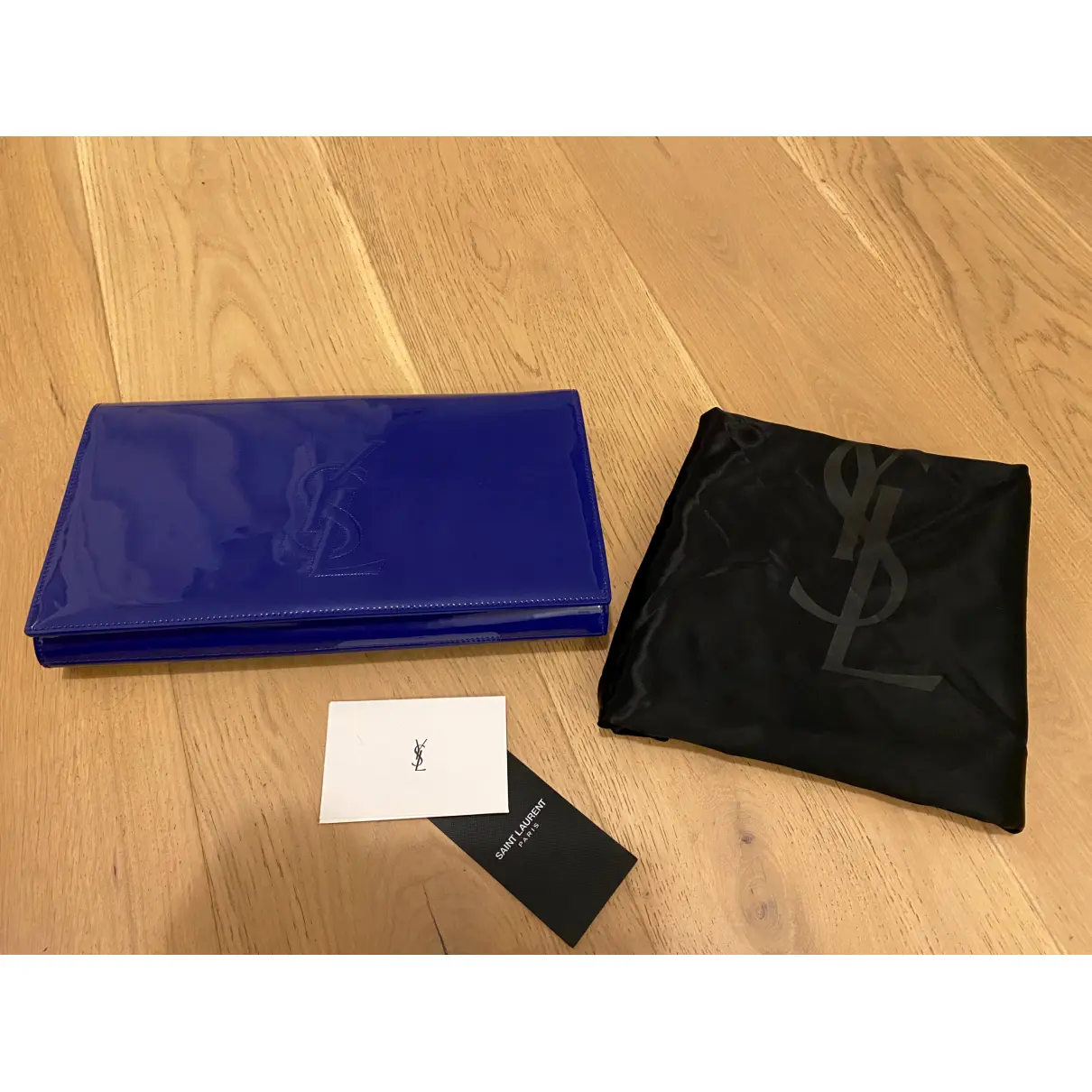 Chyc patent leather clutch bag Yves Saint Laurent