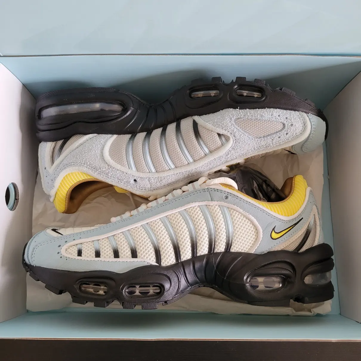 Buy Nike Air Max Tailwind IV low trainers online
