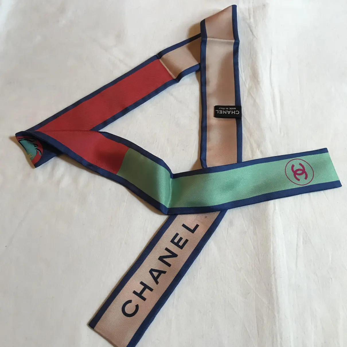 Silk choker Chanel