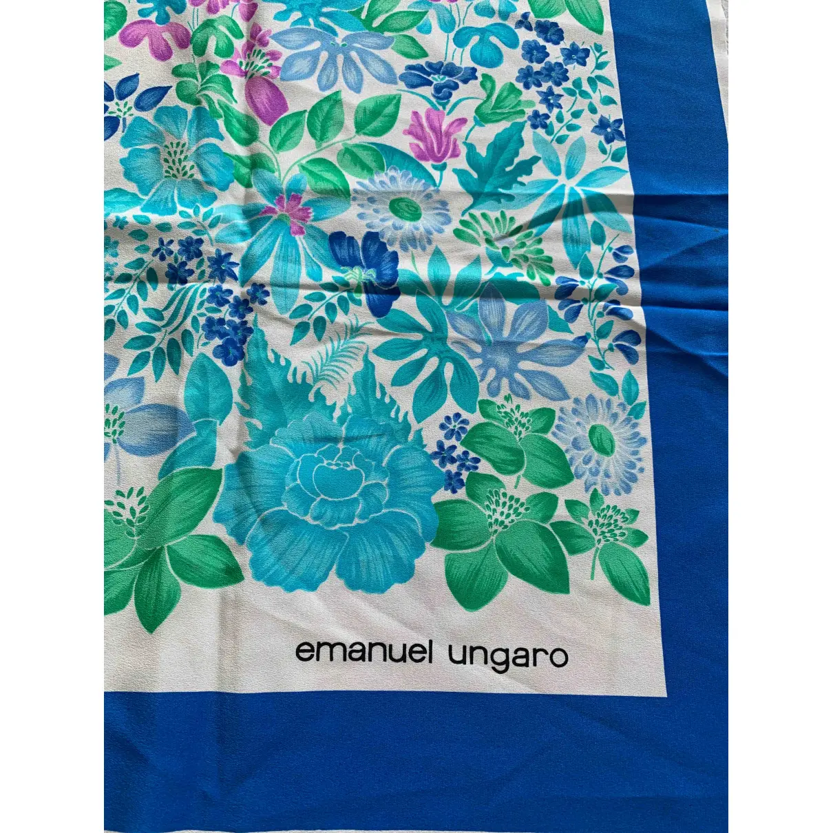 Luxury Emanuel Ungaro Scarves Women - Vintage