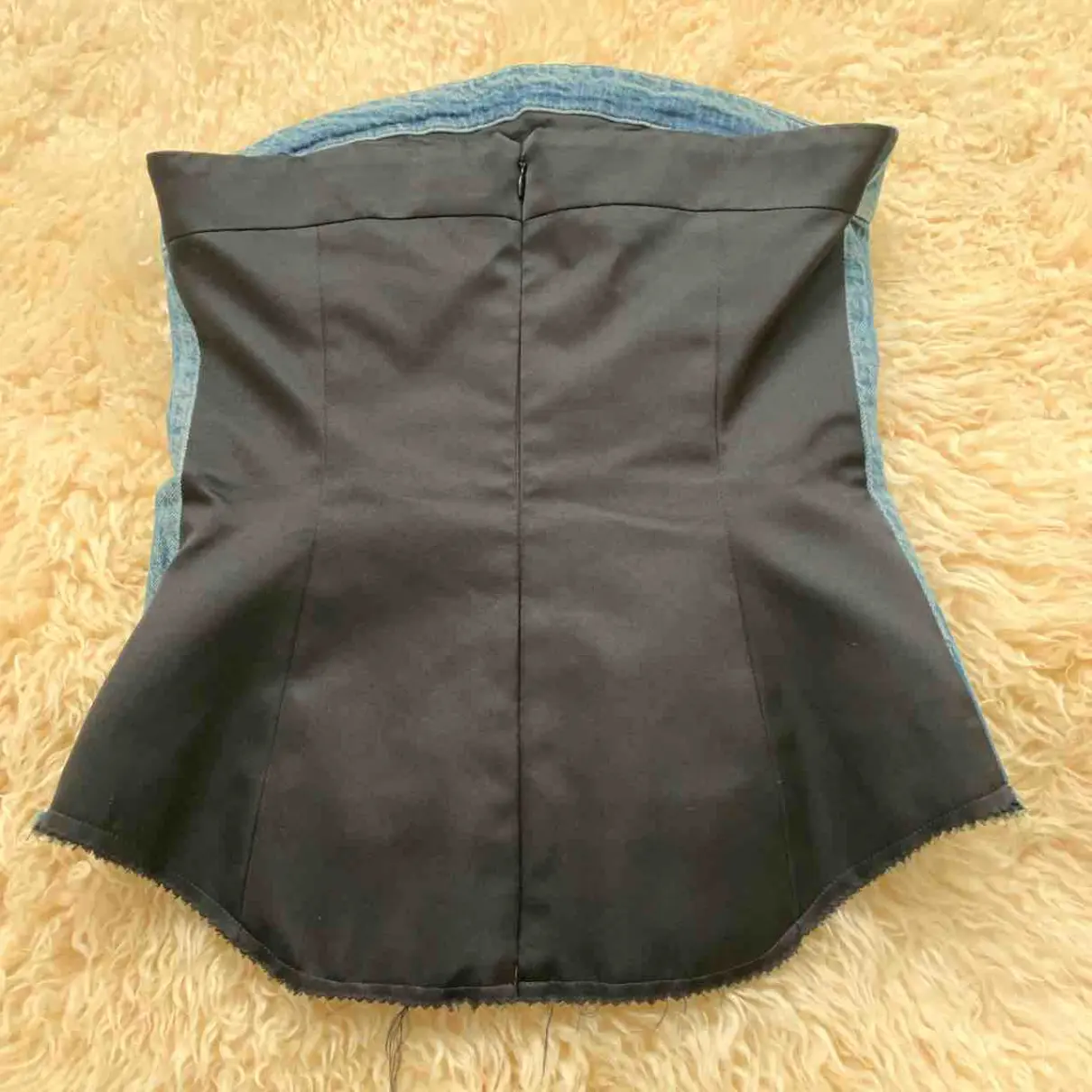 Buy Undercover Silk corset online