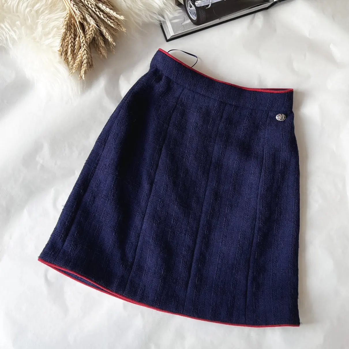 Tweed skirt suit Chanel