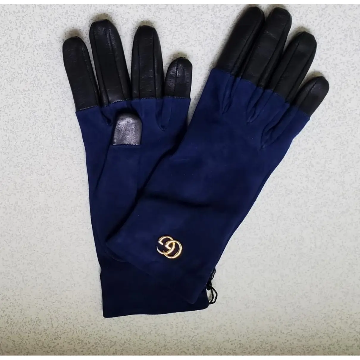 Buy Gucci Velvet gloves online