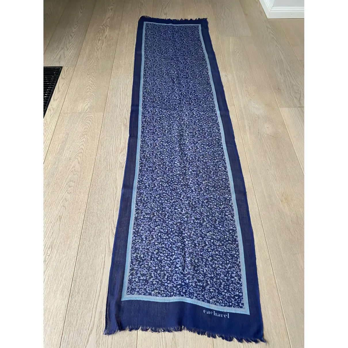 Buy Cacharel Wool stole online