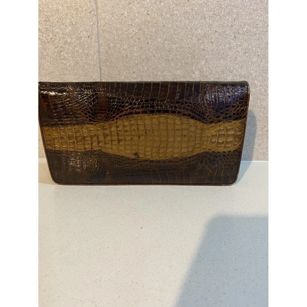 Buy Non Signé / Unsigned Alligator handbag online