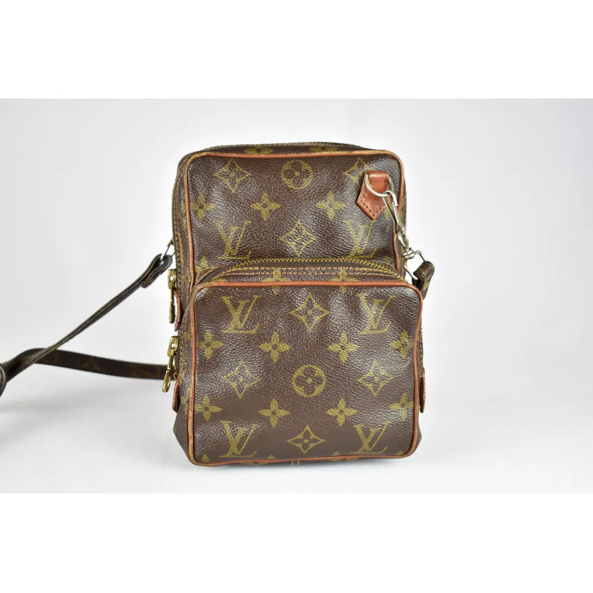 Amazon cloth crossbody bag Louis Vuitton - Vintage