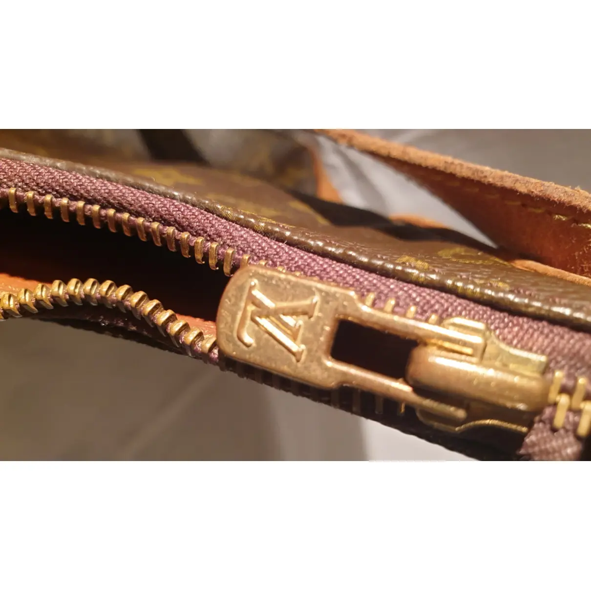 Bagatelle Vintage  cloth handbag Louis Vuitton