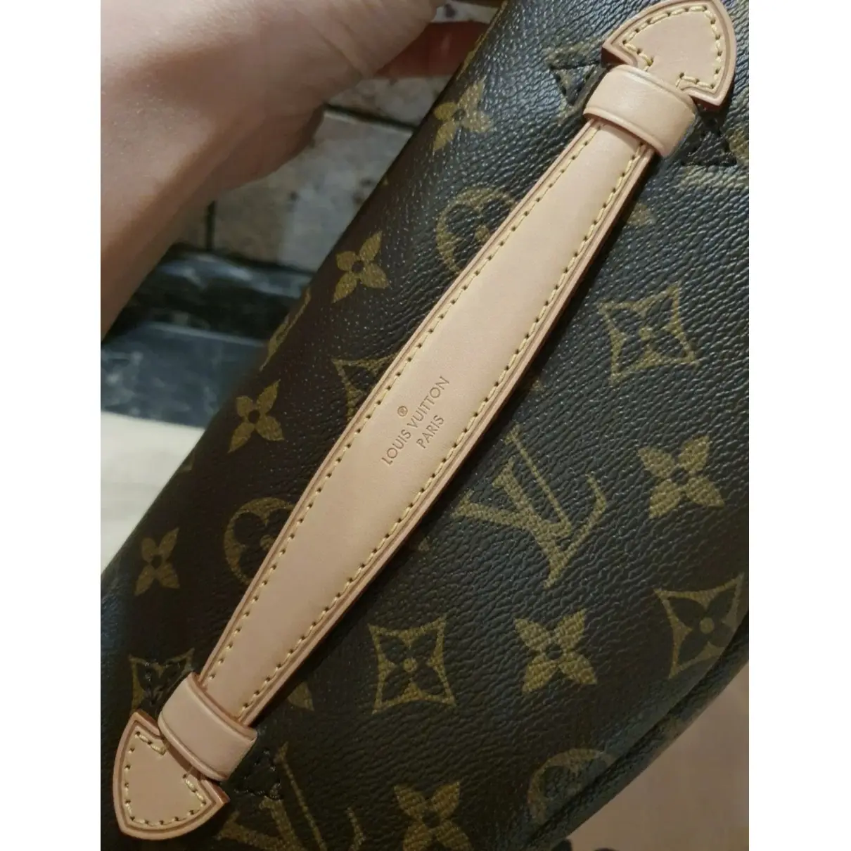 Bum Bag / Sac Ceinture cloth clutch bag Louis Vuitton