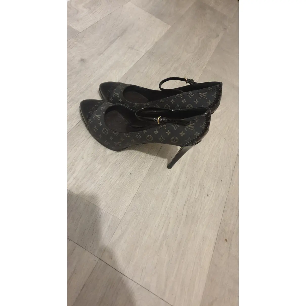 Chérie cloth heels Louis Vuitton