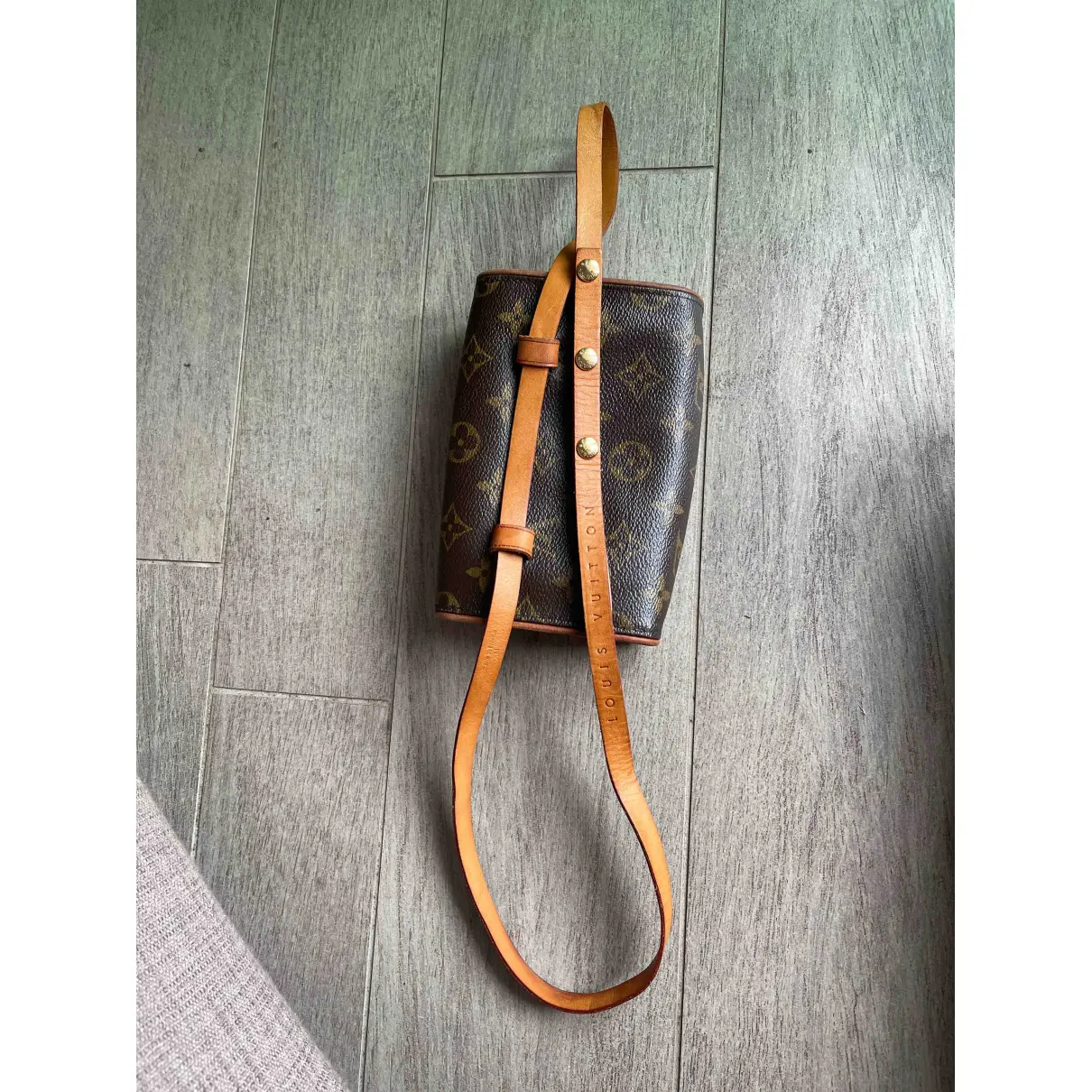 Buy Louis Vuitton Florentine cloth handbag online - Vintage
