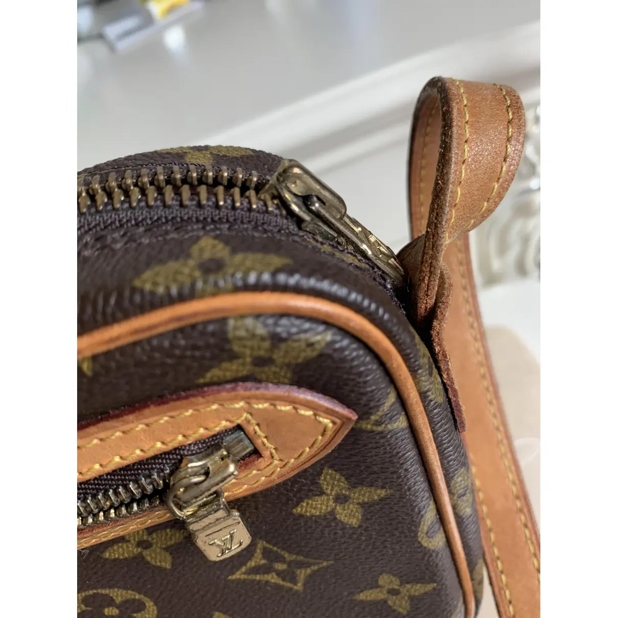 Cloth crossbody bag Louis Vuitton - Vintage