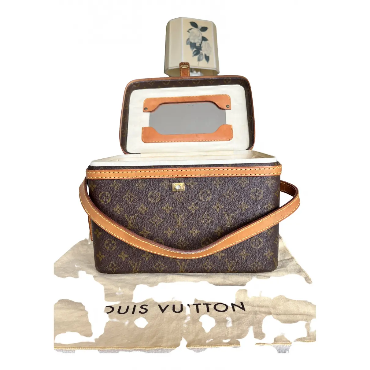 Buy Louis Vuitton Cloth vanity case online