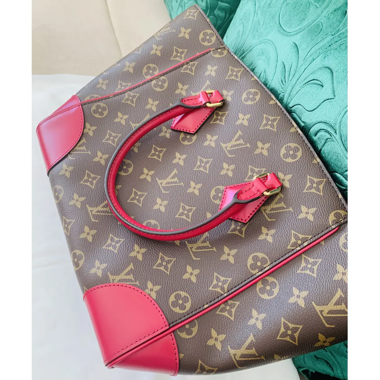 Buy Louis Vuitton Phenix cloth handbag online