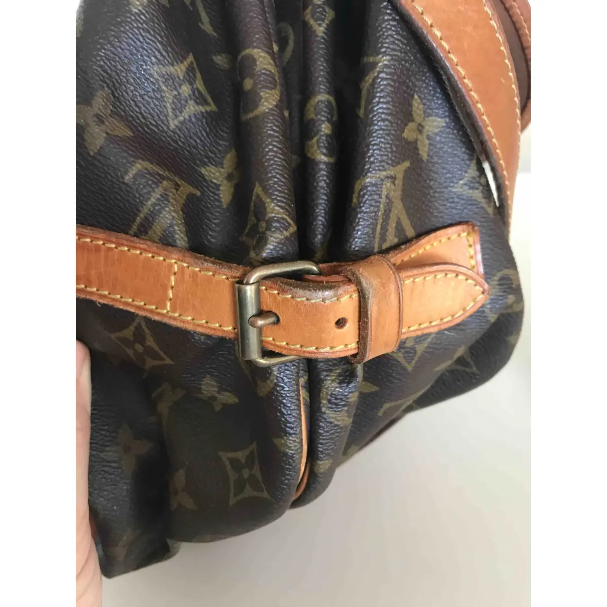 Saumur cloth handbag Louis Vuitton - Vintage