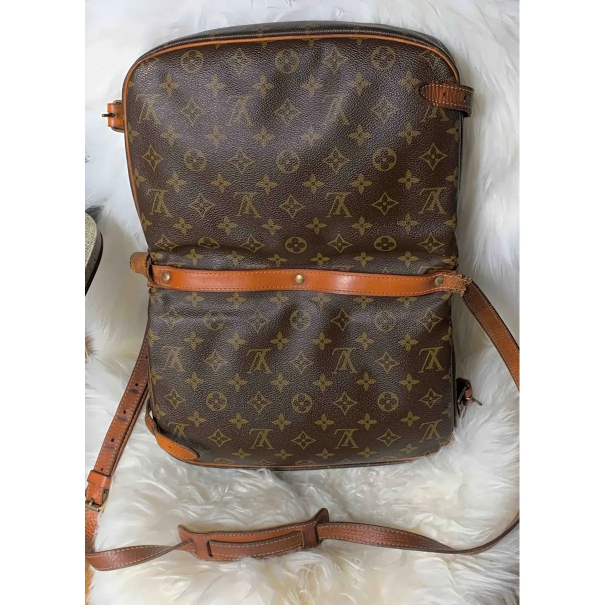 Buy Louis Vuitton Saumur cloth crossbody bag online