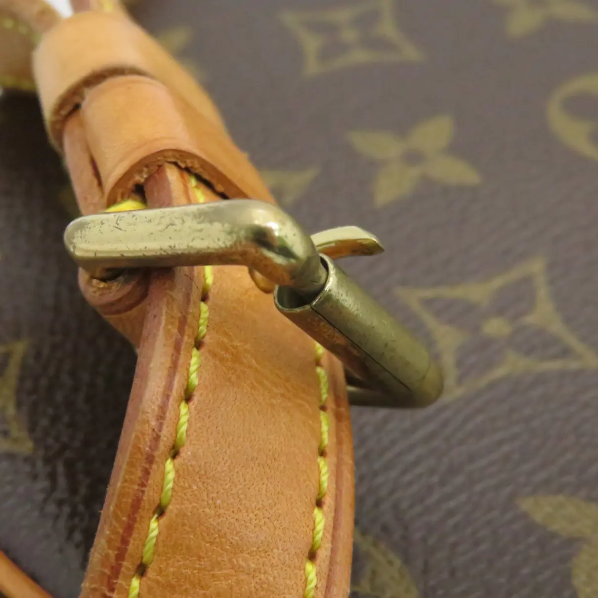 Tambourine cloth crossbody bag Louis Vuitton - Vintage