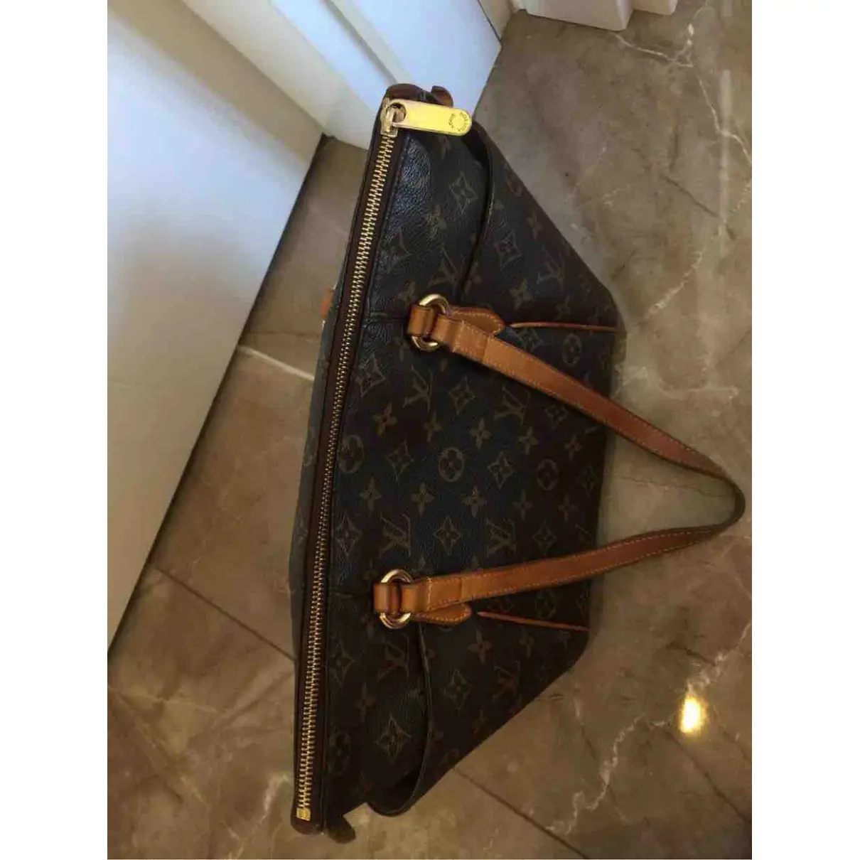 Buy Louis Vuitton Totally cloth handbag online