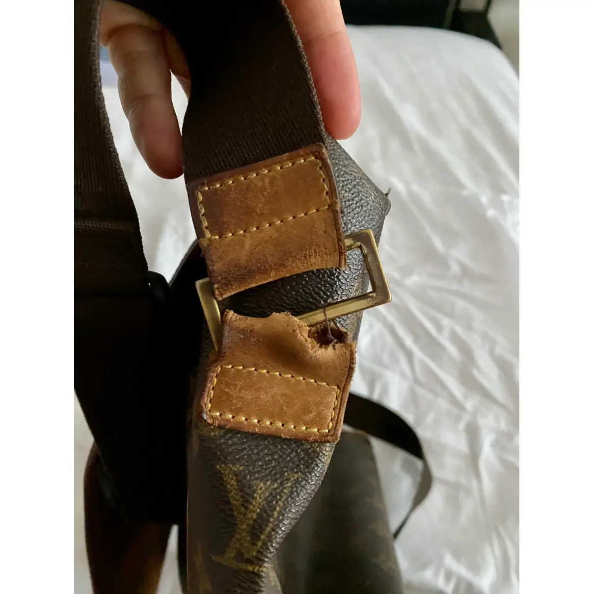 Abbesses Messenger leather satchel Louis Vuitton - Vintage