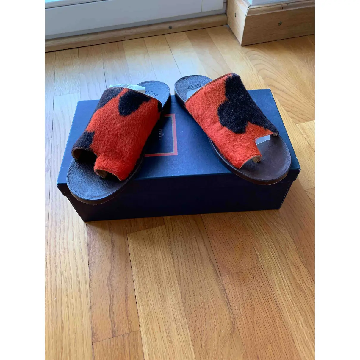 Buy Arfango Leather flip flops online