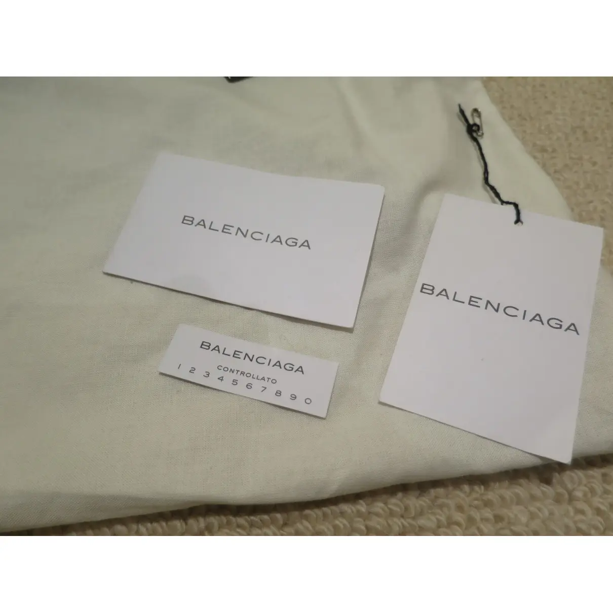 Luxury Balenciaga Handbags Women - Vintage