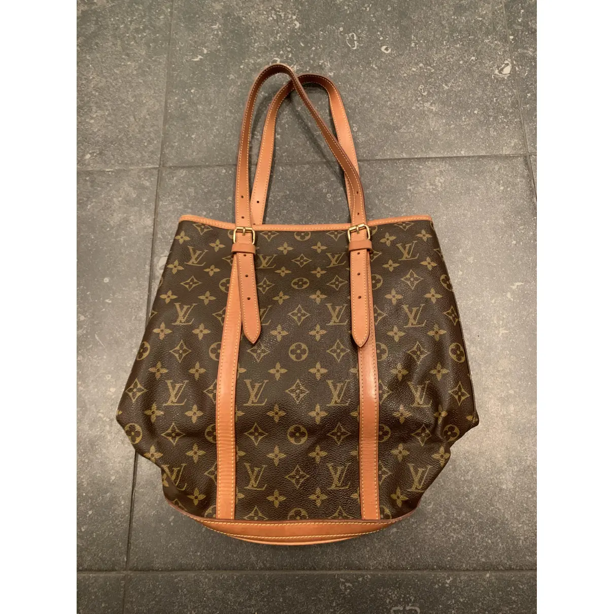 Buy Louis Vuitton Bucket  leather bag online