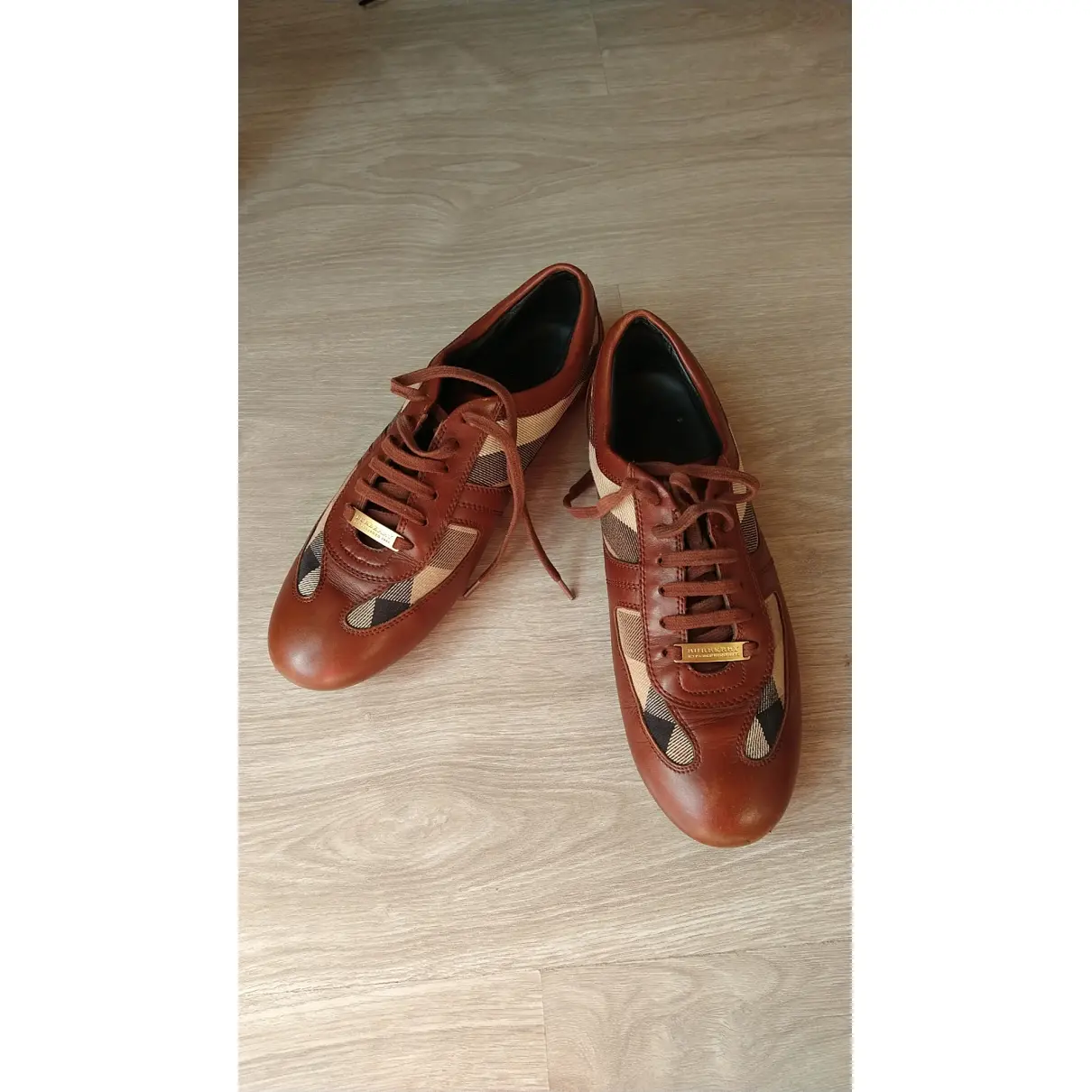 Leather trainers Burberry - Vintage