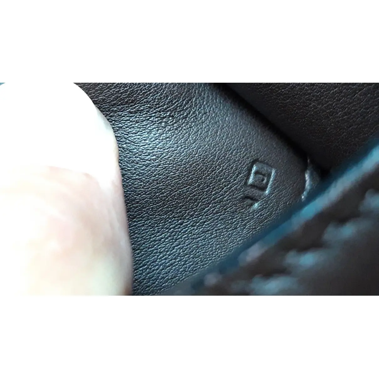 Buy Hermès Caravane leather handbag online