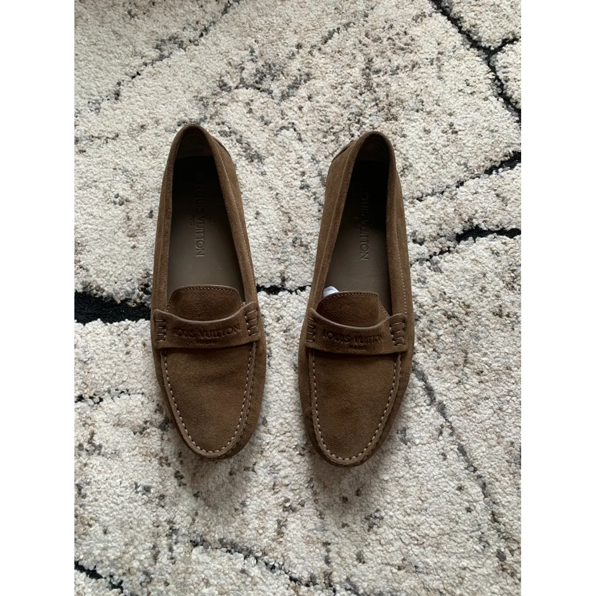 Buy Louis Vuitton Dauphine leather flats online