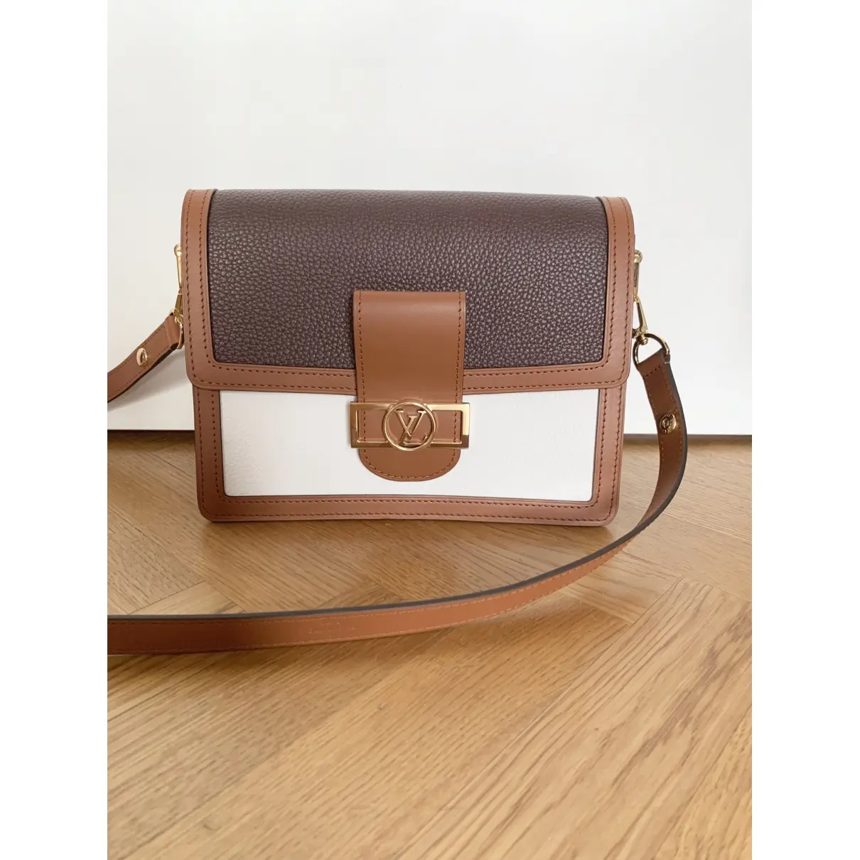 Buy Louis Vuitton Dauphine MM leather handbag online