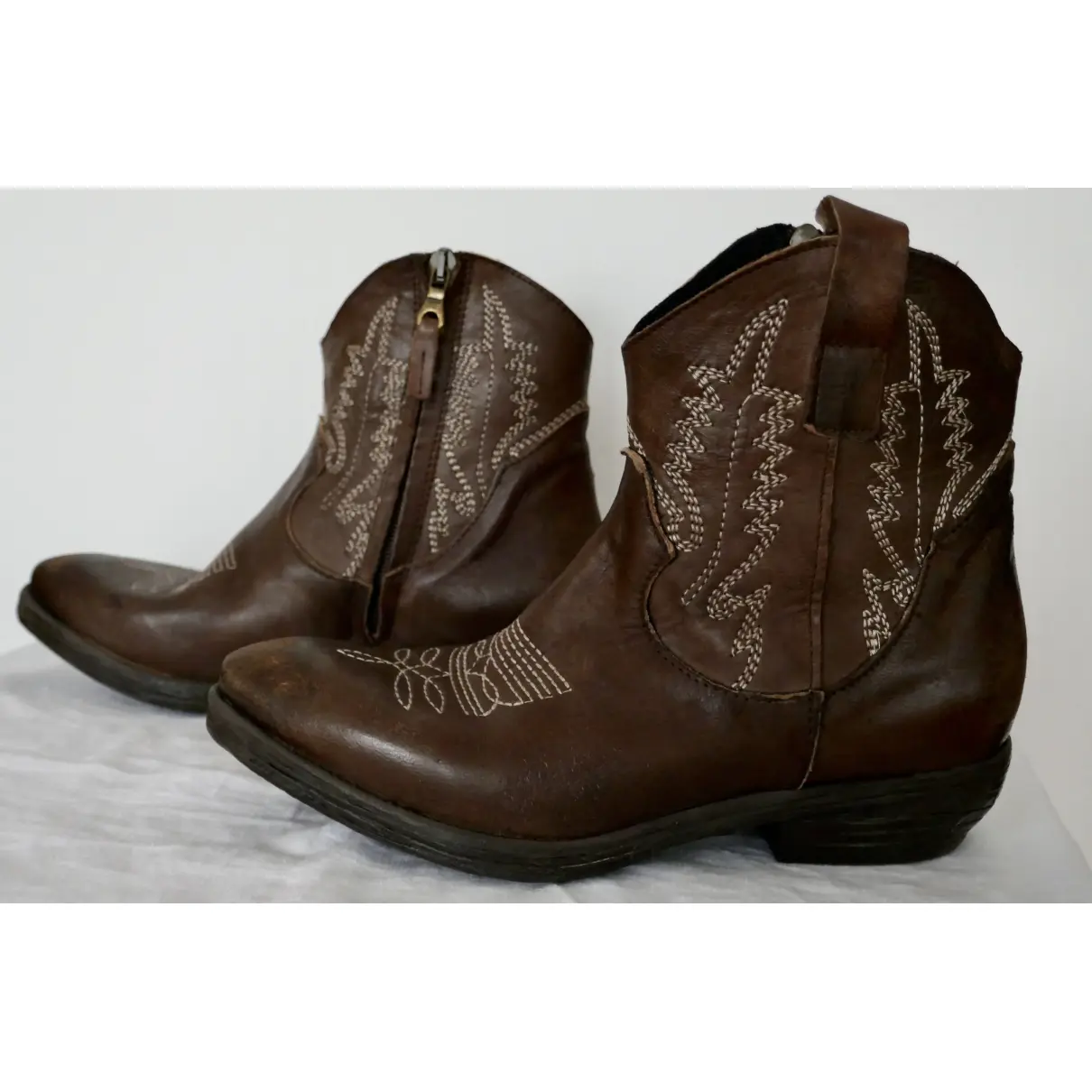 Buy Divine Follie Leather western boots online