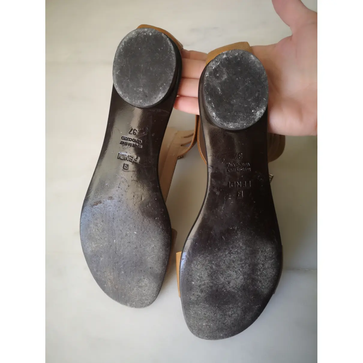 Leather sandal Fendi