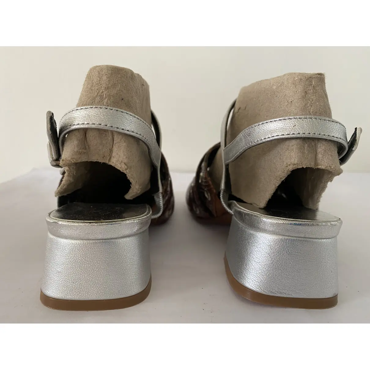 Leather sandal Finery