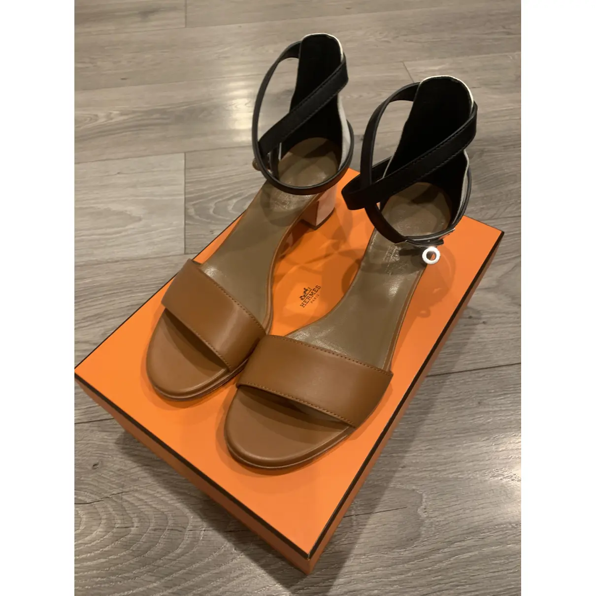 Buy Hermès Leather sandal online