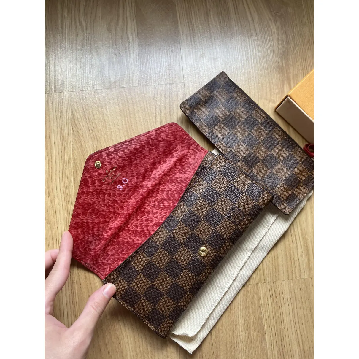 Buy Louis Vuitton Joséphine leather wallet online