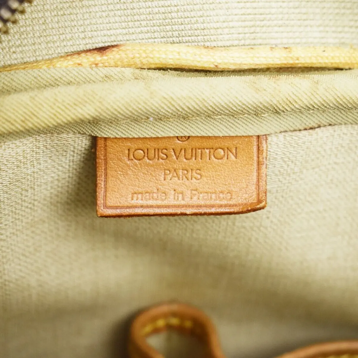 Lady leather handbag Louis Vuitton