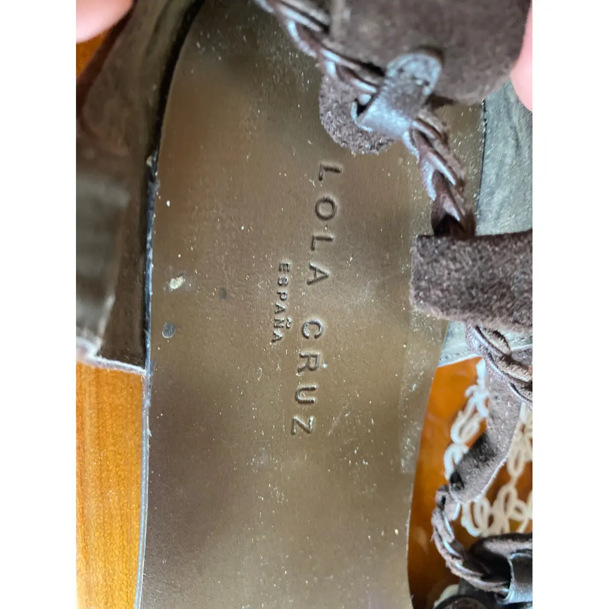 Buy Lola Cruz Leather flip flops online