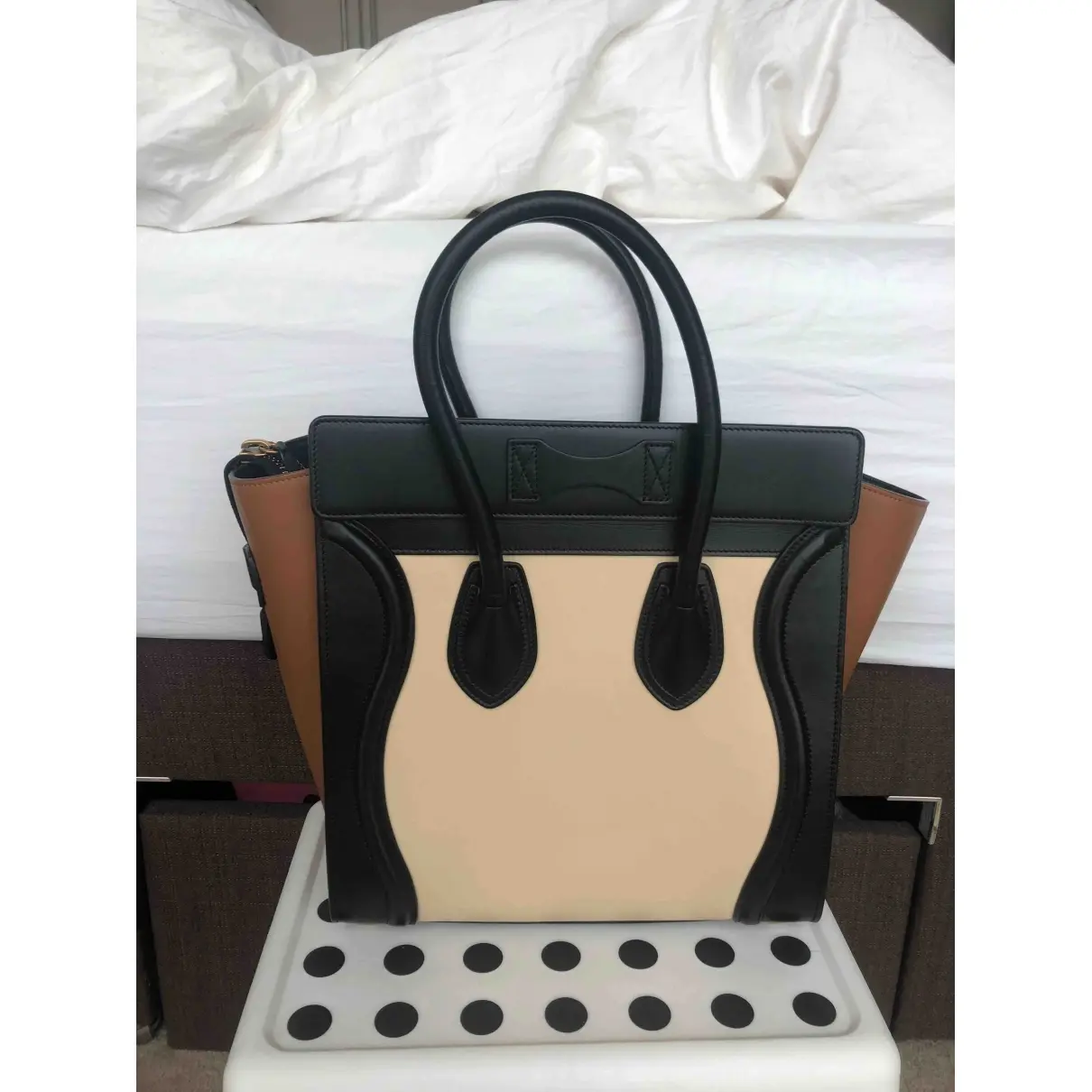 Buy Celine Luggage leather handbag online