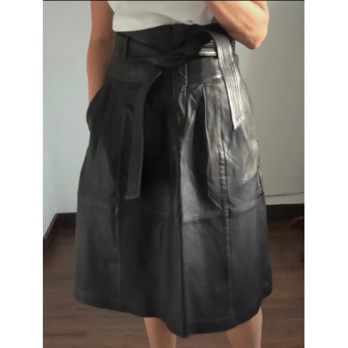 Leather mid-length skirt Massimo Dutti
