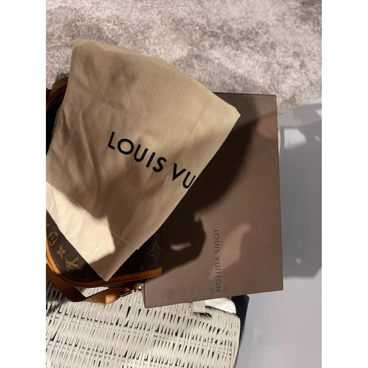 Menilmontant leather crossbody bag Louis Vuitton