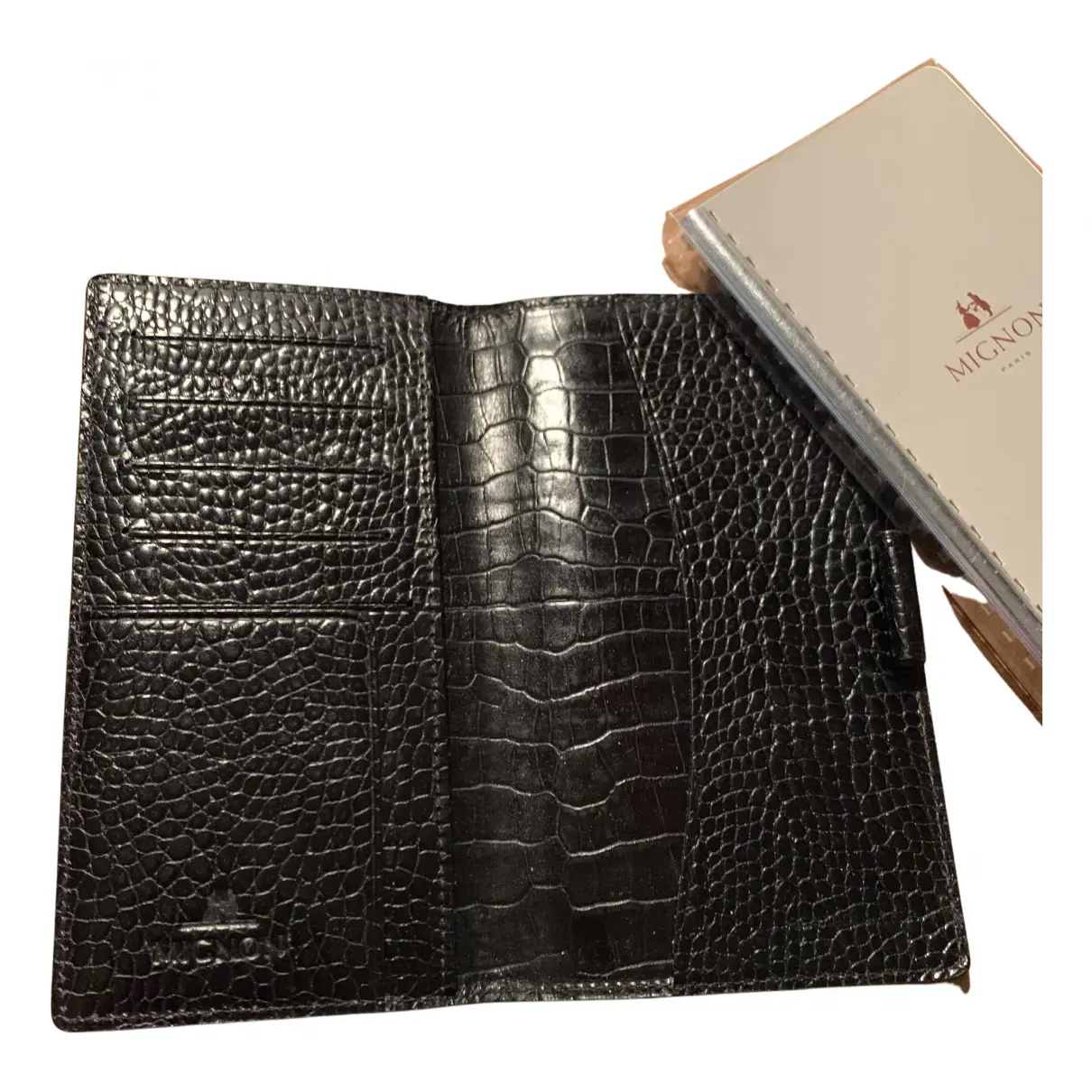 Buy Mignon Leather accessories online - Vintage
