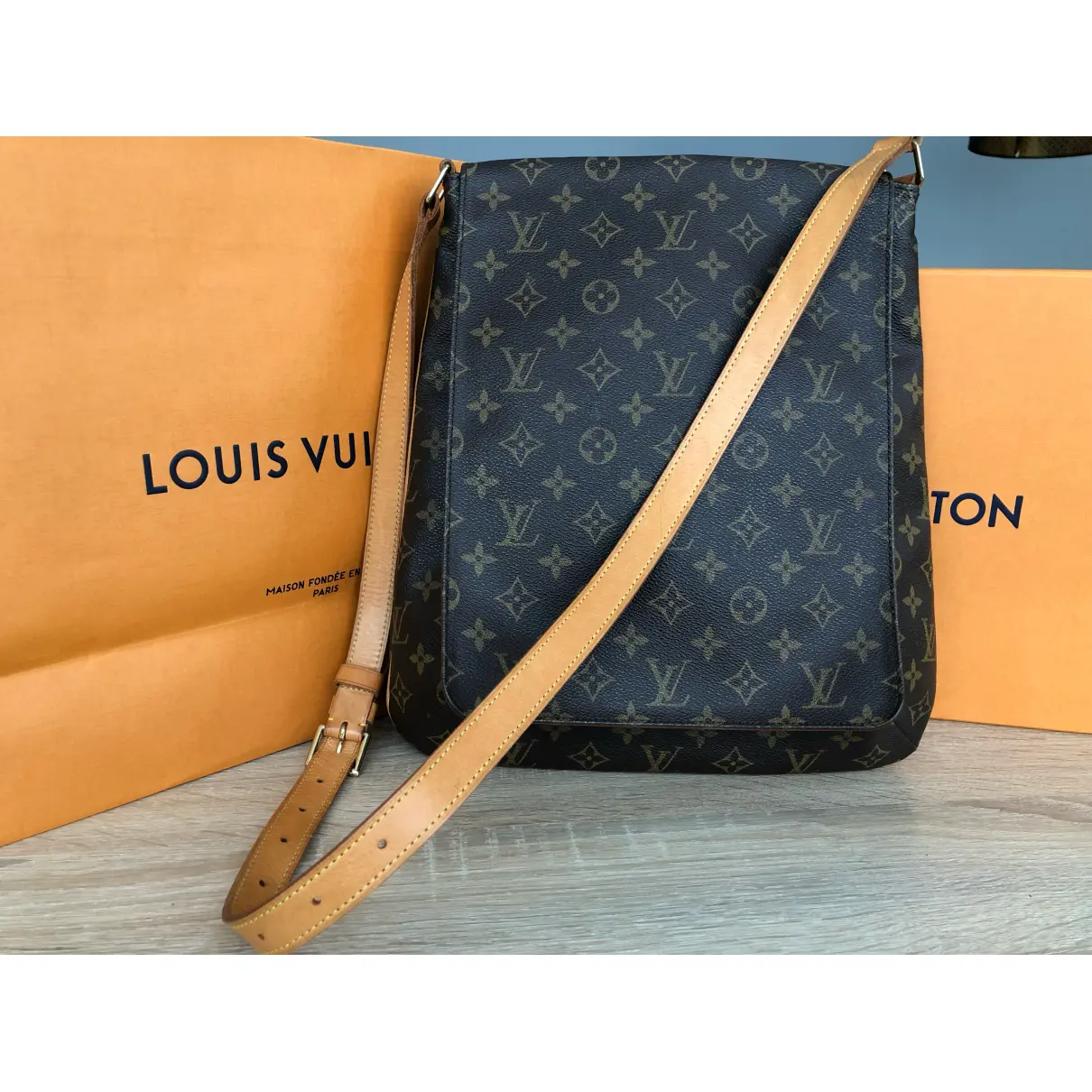 Musette leather handbag Louis Vuitton