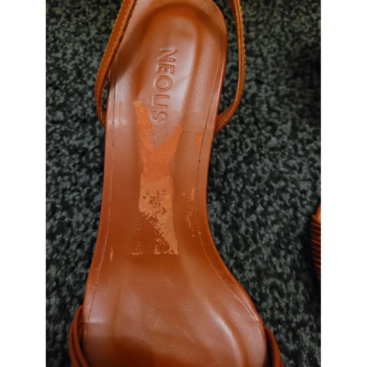 Leather sandal Neous