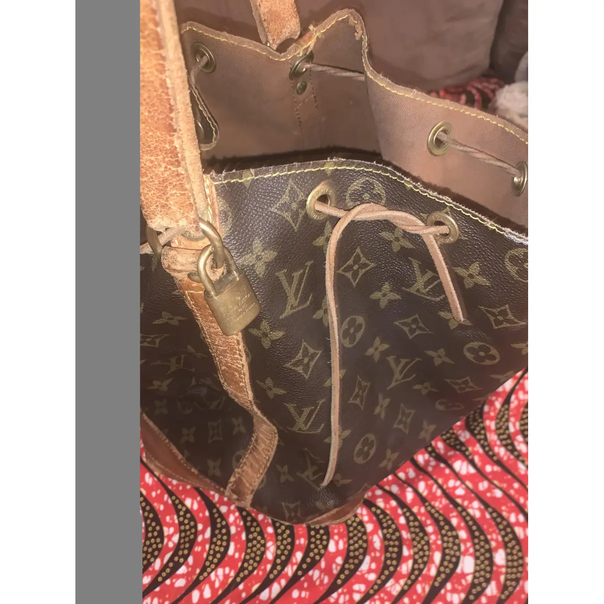 Noé leather crossbody bag Louis Vuitton