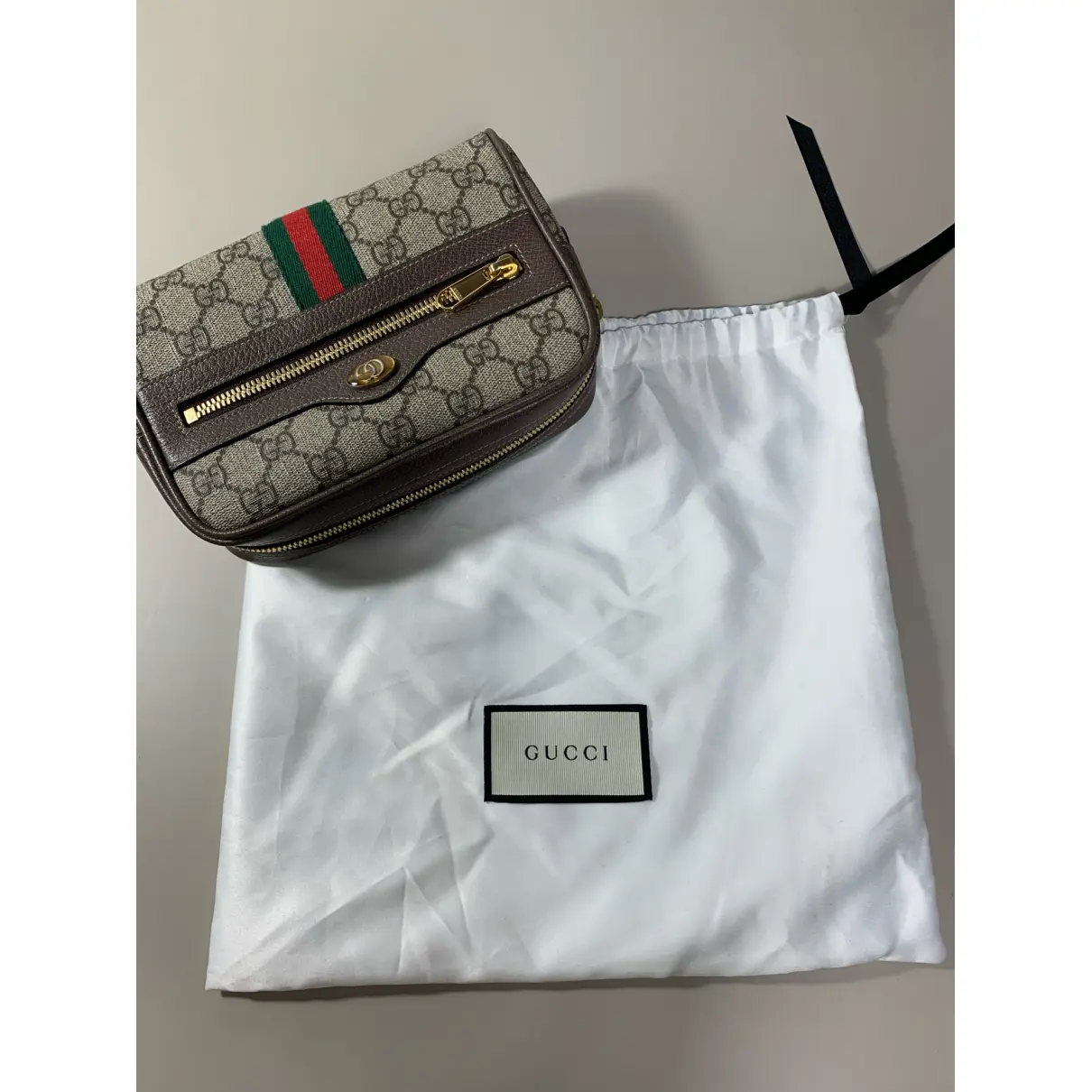 Buy Gucci Ophidia leather handbag online