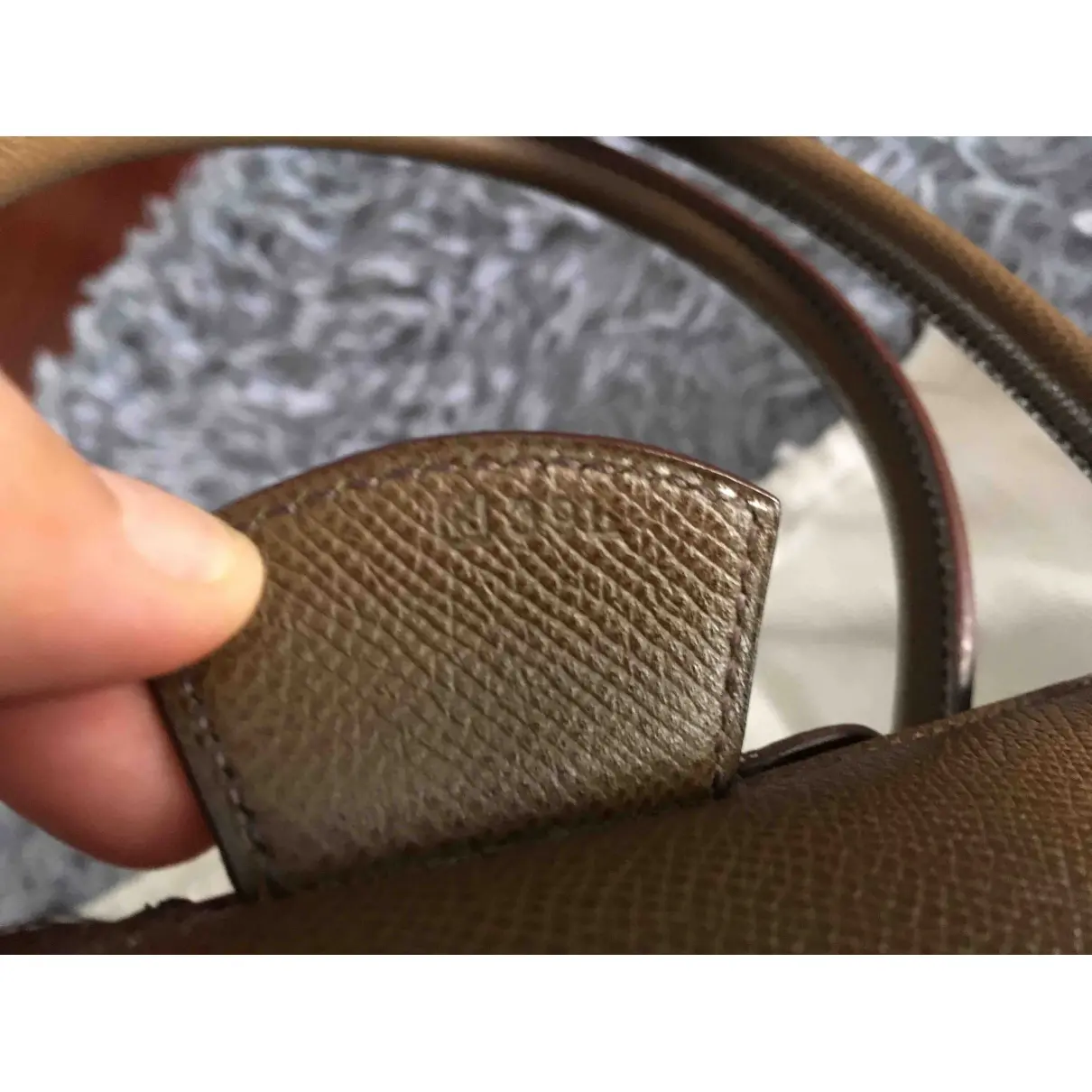 Buy Hermès Paris Bombay leather handbag online - Vintage