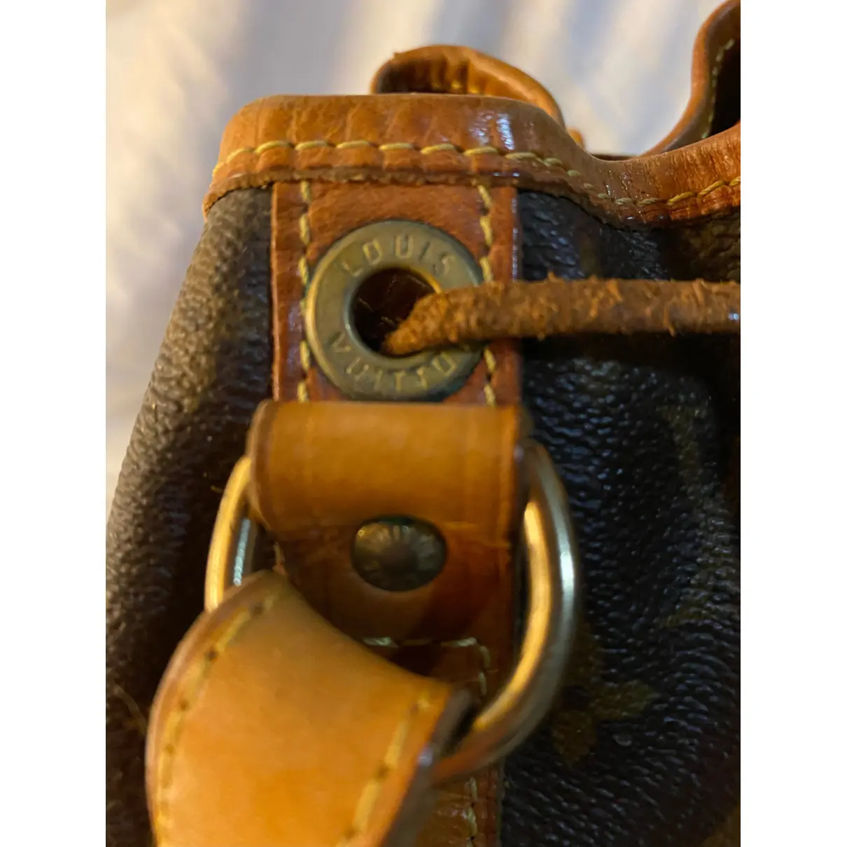 Petit Noé trunk leather handbag Louis Vuitton